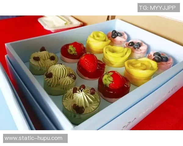 新奇创意足球蛋糕点燃派对气氛让每一口都充满激情与快乐